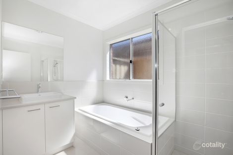 Property photo of 13 Bishopsgate Avenue Tarneit VIC 3029