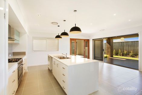 Property photo of 8 Brookfield Avenue Fletcher NSW 2287