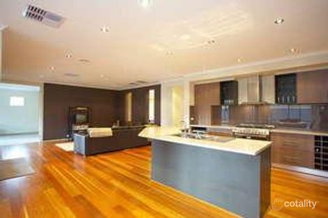 Property photo of 2 Bateman Close Derrimut VIC 3026
