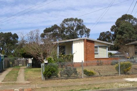 11 Wangaroa Cres, Lethbridge Park, NSW 2770