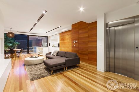Property photo of 2/8 Simpson Place Hawthorn VIC 3122