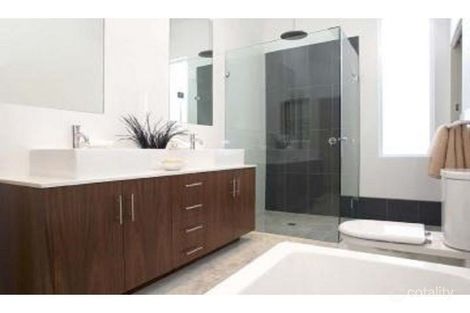 Property photo of 73 Fenton Street Ascot Vale VIC 3032