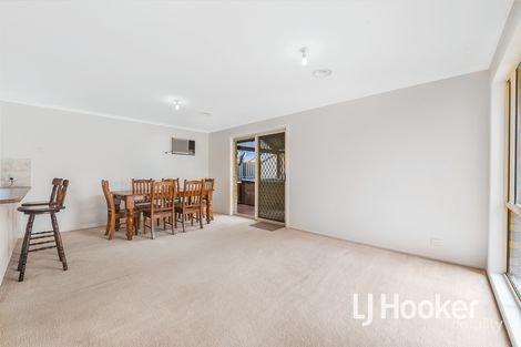 Property photo of 31 Amberly Park Drive Narre Warren South VIC 3805