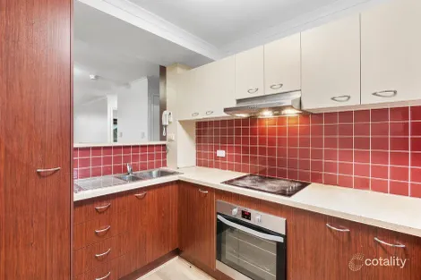 Property photo of 13/106 Linton Street Kangaroo Point QLD 4169