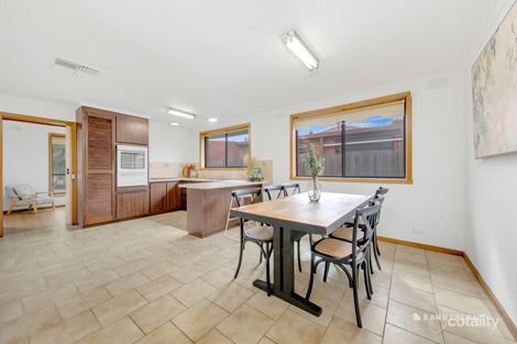 Property photo of 24 Marshall Drive Mill Park VIC 3082