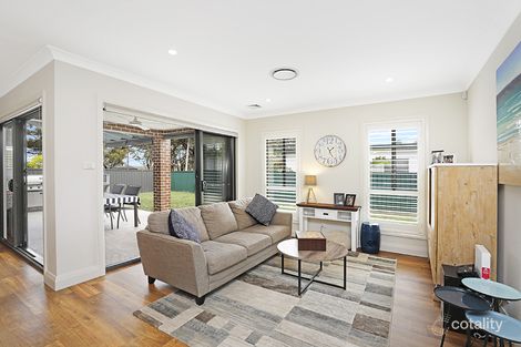 Property photo of 30 Mundakal Avenue Kirrawee NSW 2232