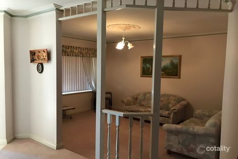 Property photo of 18 The Broadview Landsdale WA 6065