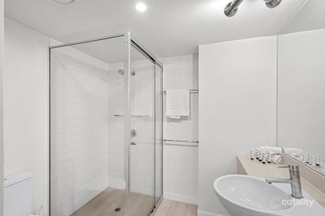 Property photo of 3204/2-22 Veivers Road Palm Cove QLD 4879