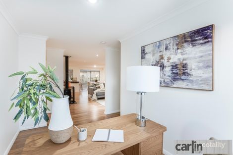 Property photo of 6 Carnegie Parade Success WA 6164