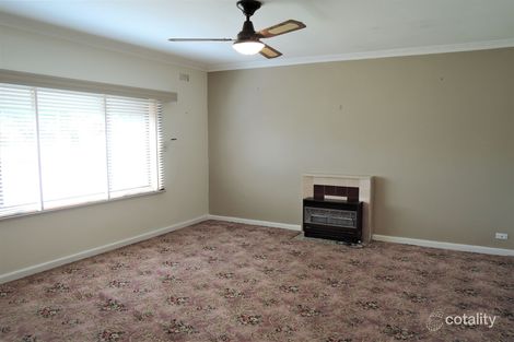 Property photo of 5 Sinns Avenue Werribee VIC 3030