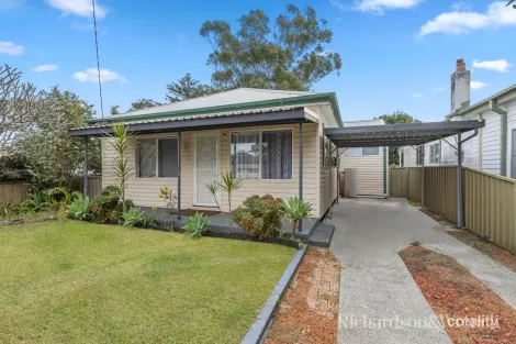 19 Banksia St, Ettalong Beach, NSW 2257