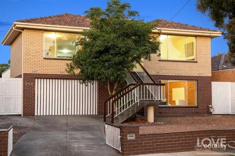 Property photo of 6 The Fairway Kingsbury VIC 3083