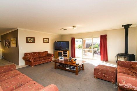 Property photo of 16 Welara Circle Henley Brook WA 6055