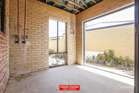 Property photo of 35 Exmouth Drive Butler WA 6036