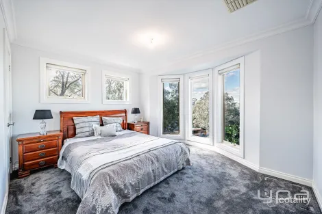 Property photo of 2 Irene Court Diamond Creek VIC 3089