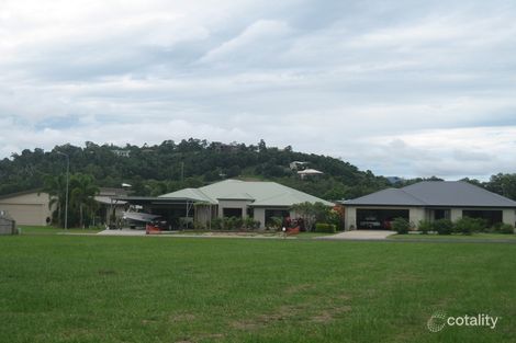 1 Voyager St, South Mission Beach, QLD 4852