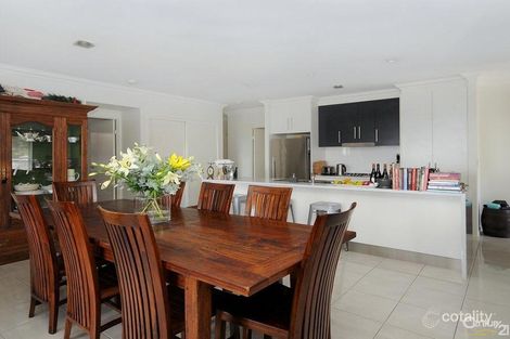 Property photo of 22 Piccadilly Court Mount Lofty QLD 4350