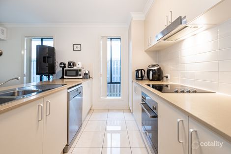 Property photo of 8 Garden Road Coomera QLD 4209