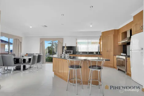 Property photo of 3 Wise Way Roxburgh Park VIC 3064