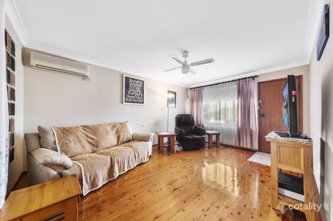 Property photo of 19 Dampier Boulevard Killarney Vale NSW 2261