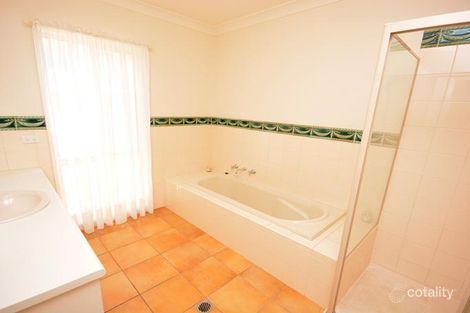 Property photo of 4 Powys Place Griffith NSW 2680