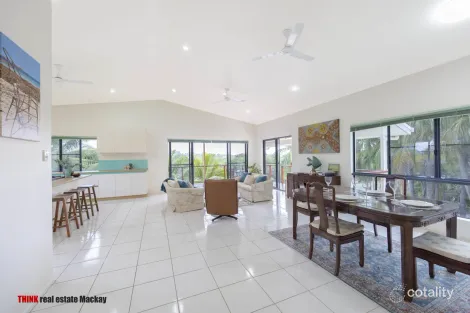 Property photo of 40A Admiral Drive Dolphin Heads QLD 4740
