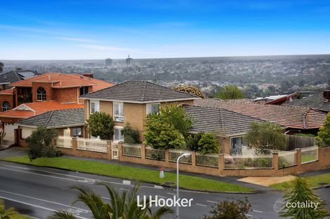 Property photo of 1 Gore Rise Endeavour Hills VIC 3802