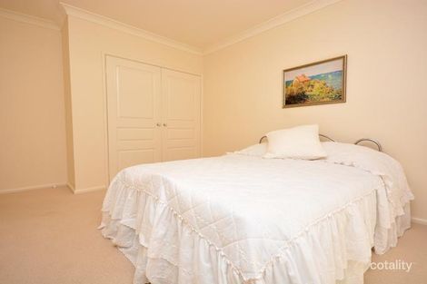 Property photo of 4 Powys Place Griffith NSW 2680