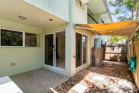 Property photo of 2/9 Third Avenue Bongaree QLD 4507