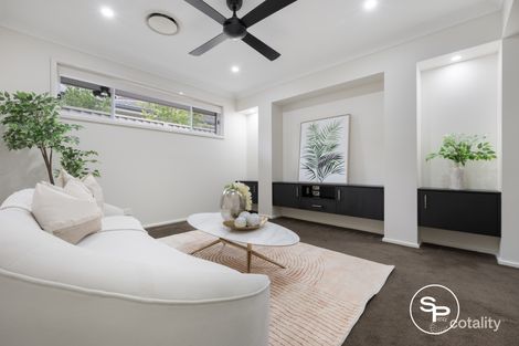 Property photo of 5 Finlay Street Oran Park NSW 2570