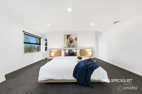 Property photo of 39 Honeybark Crescent Lyndhurst VIC 3975