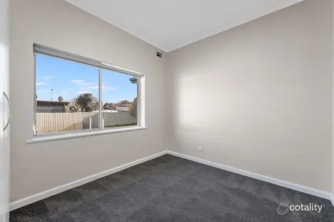 Property photo of 1 Sutton Avenue Mount Gambier SA 5290