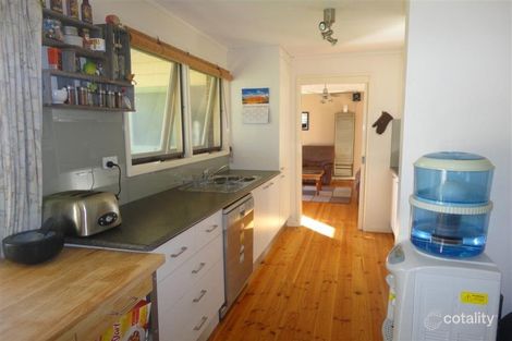 Property photo of 3 Healey Close Wodonga VIC 3690