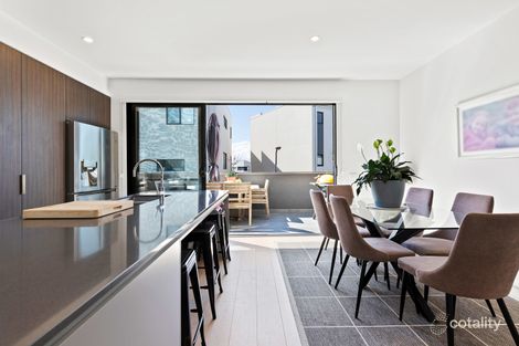 Property photo of 54 Oakden Crescent St Albans VIC 3021