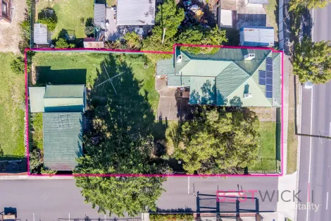 Property photo of 212 Stewart Street Bathurst NSW 2795