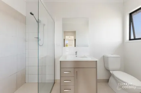 Property photo of 46 Evesham Drive Point Cook VIC 3030