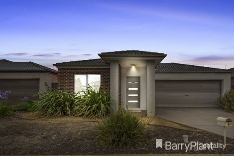 Property photo of 8 Edenvale Street Manor Lakes VIC 3024