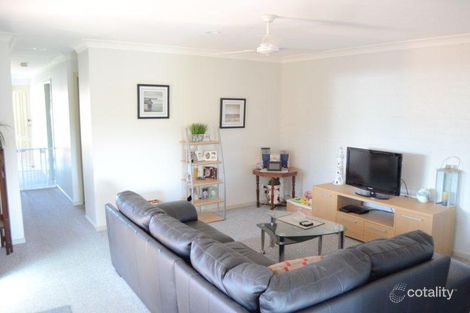 Property photo of 1/4 Plover Close Yamba NSW 2464