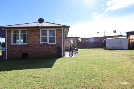 Property photo of 103 Douglas Street Tenterfield NSW 2372