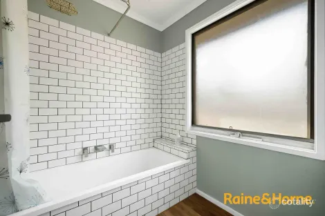 Property photo of 5 Peter Pan Place Bacchus Marsh VIC 3340