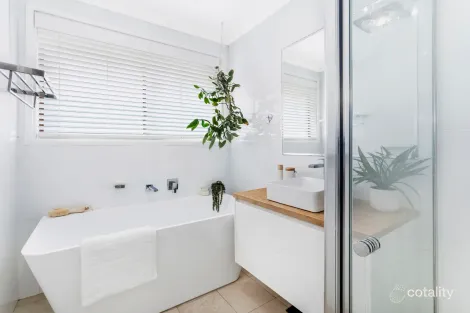 Property photo of 20 Soudan Street Thirroul NSW 2515