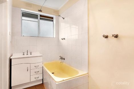 Property photo of 21/181-183 Geelong Road Seddon VIC 3011