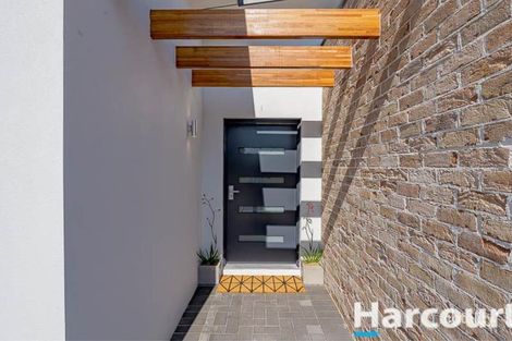 Property photo of 20 Wedgetail Retreat Halls Head WA 6210