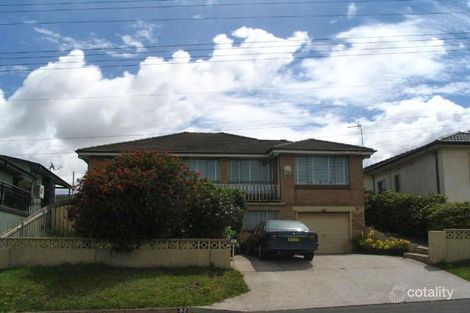 32 Lake Heights Rd, Lake Heights, NSW 2502