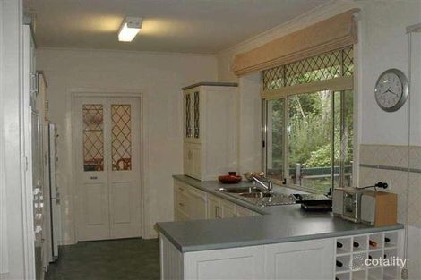 Property photo of 24 Osterley Avenue Bridgewater SA 5155