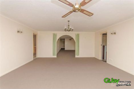Property photo of 30 Arcadia Drive Mermaid Waters QLD 4218