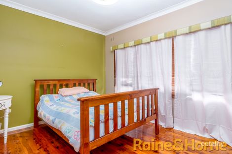 Property photo of 33 Roycox Crescent Dubbo NSW 2830