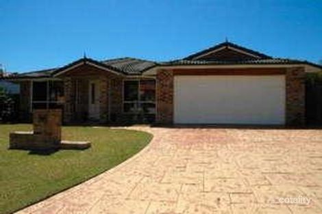 4 Grevillea Ct, Rothwell, QLD 4022