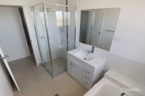 Property photo of 18 Orangeberry Circuit Mount Low QLD 4818