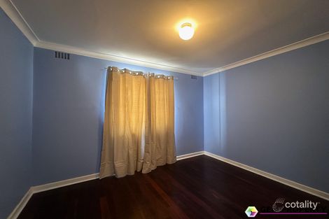 Property photo of 33 Beacham Crescent Medina WA 6167